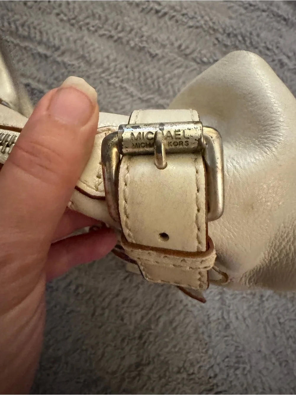 MICHAEL KORS Y2K Cream Leather Satchel Handbag